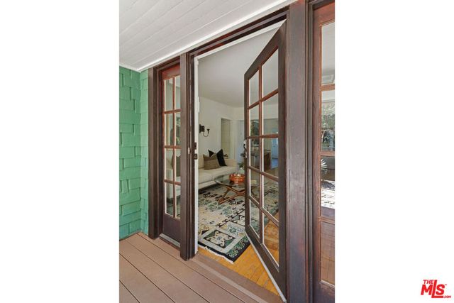 1149 Manzanita Street, Los Angeles, CA 90029