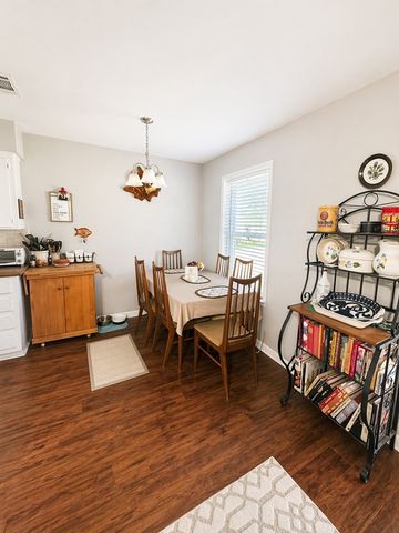 5230 Fm 2495, Athens, TX 75752