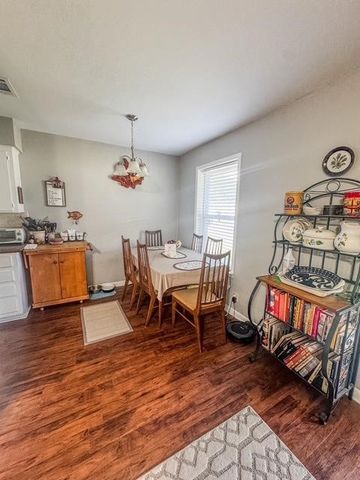 5230 Fm 2495, Athens, TX 75752