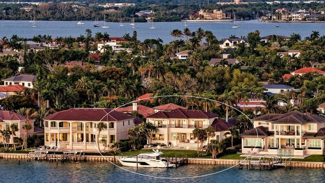 344 W ROYAL FLAMINGO DRIVE, Sarasota, FL 34236