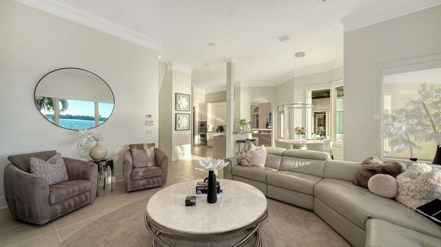 344 W ROYAL FLAMINGO DRIVE, Sarasota, FL 34236