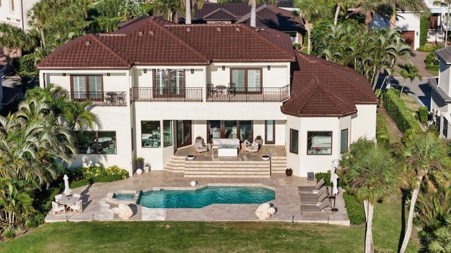 344 W ROYAL FLAMINGO DRIVE, Sarasota, FL 34236