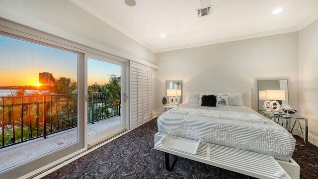 344 W ROYAL FLAMINGO DRIVE, Sarasota, FL 34236
