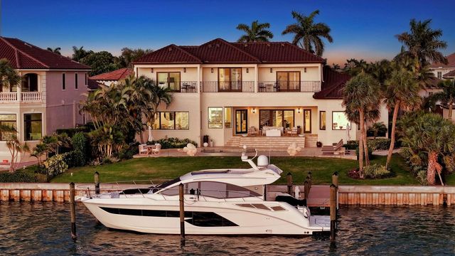 344 W ROYAL FLAMINGO DRIVE, Sarasota, FL 34236