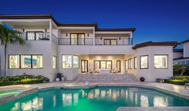 344 W ROYAL FLAMINGO DRIVE, Sarasota, FL 34236