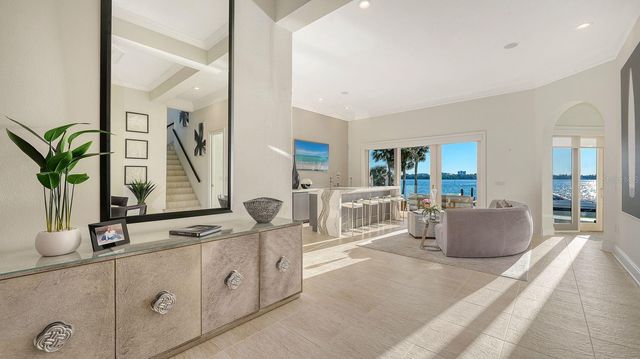 344 W ROYAL FLAMINGO DRIVE, Sarasota, FL 34236