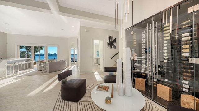 344 W ROYAL FLAMINGO DRIVE, Sarasota, FL 34236