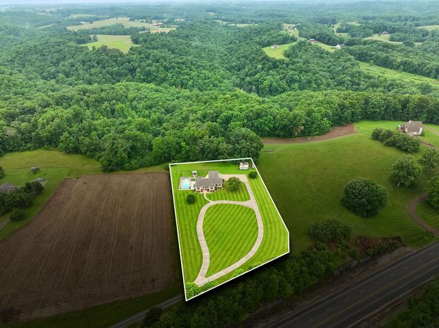 140 Hudson Ln, Lafayette, TN 37083