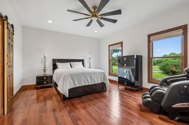 140 Hudson Ln, Lafayette, TN 37083