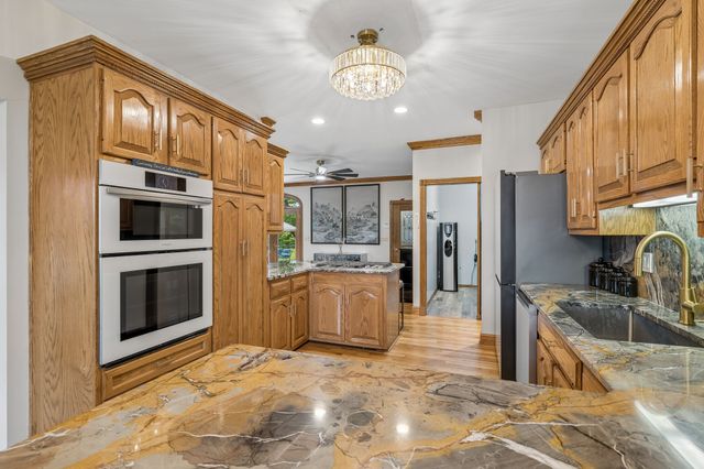 140 Hudson Ln, Lafayette, TN 37083