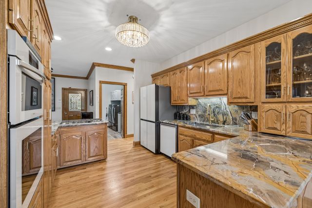 140 Hudson Ln, Lafayette, TN 37083