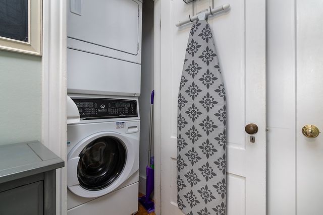475 Woodruff Avenue, South Kingstown, RI 02879