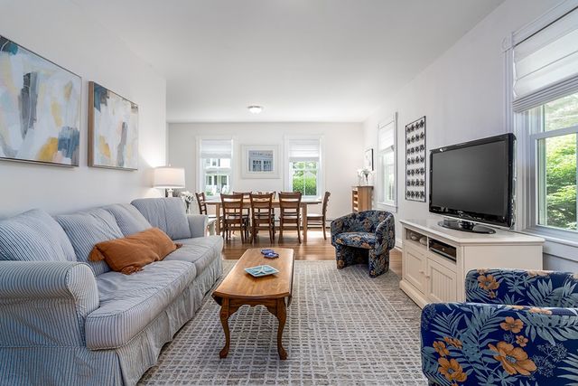 475 Woodruff Avenue, South Kingstown, RI 02879