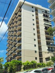 1560 Thurston Avenue 303, Honolulu, HI 96822