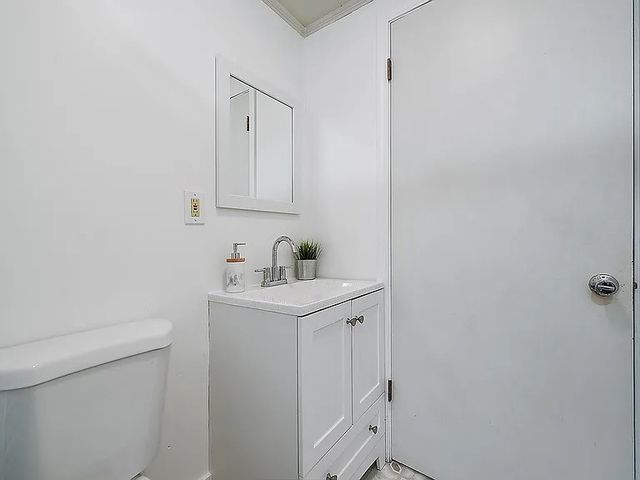 505 35th St, Beaver Falls, PA 15010