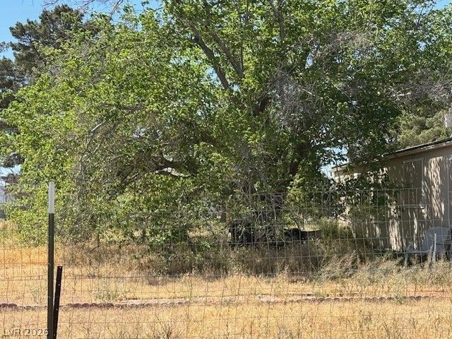 3900 Leonard Street, Pahrump, NV 89060