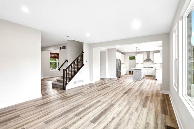 3135 Chipping Camden, Latonia, KY 41015