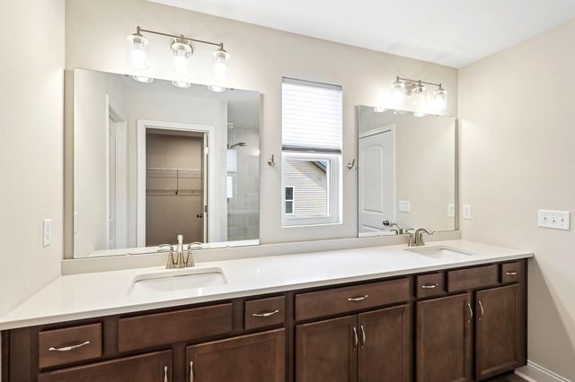 3135 Chipping Camden, Latonia, KY 41015