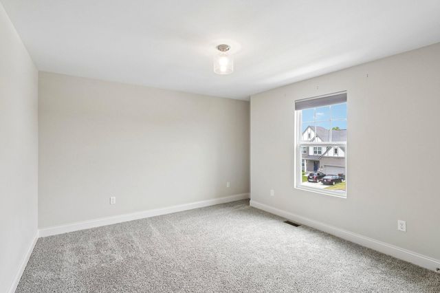 3135 Chipping Camden, Latonia, KY 41015