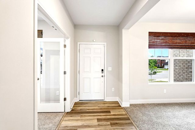 3135 Chipping Camden, Latonia, KY 41015