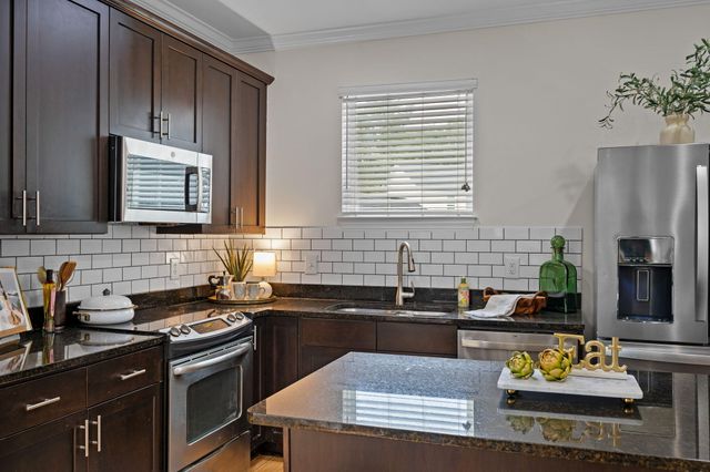 1811 Parkland Preserve Lane, Charleston, SC 29412