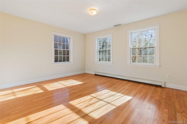 243 Knollwood Avenue, Mamaroneck, NY 10543
