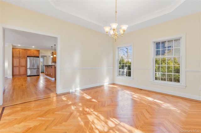 243 Knollwood Avenue, Mamaroneck, NY 10543