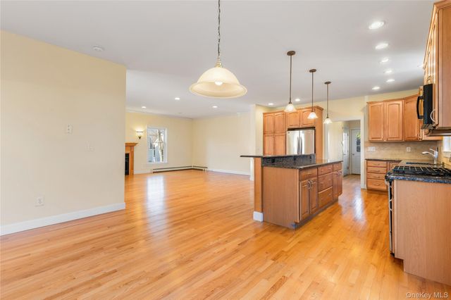 243 Knollwood Avenue, Mamaroneck, NY 10543