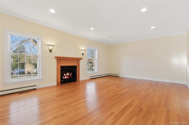 243 Knollwood Avenue, Mamaroneck, NY 10543