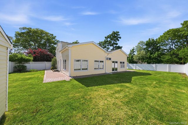 327 Broadway, Port Jefferson Station, NY 11776