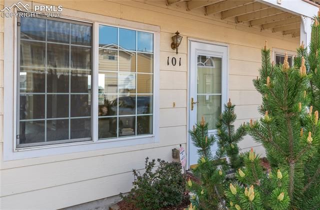 4839 Rusty Nail Point 101, Colorado Springs, CO 80916