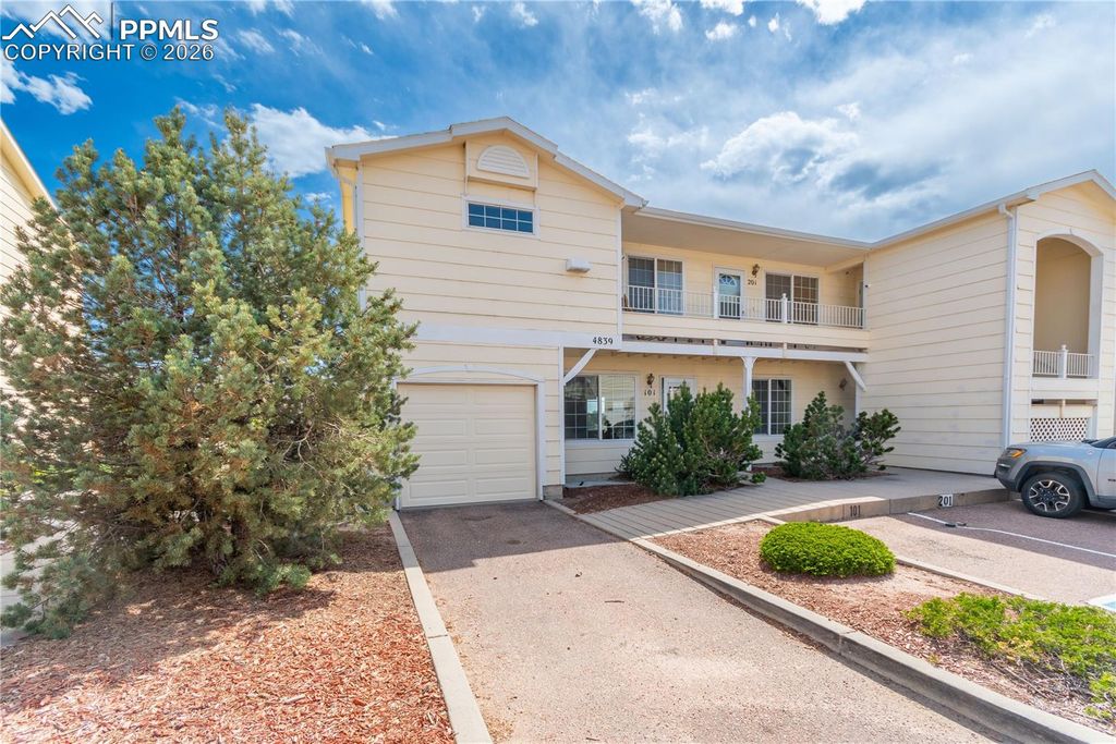 4839 Rusty Nail Point 101, Colorado Springs, CO 80916