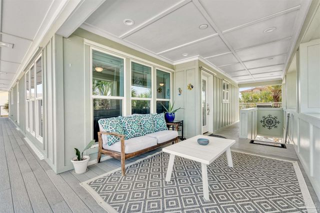 808 Via Deluna Dr, Pensacola Beach, FL 32561