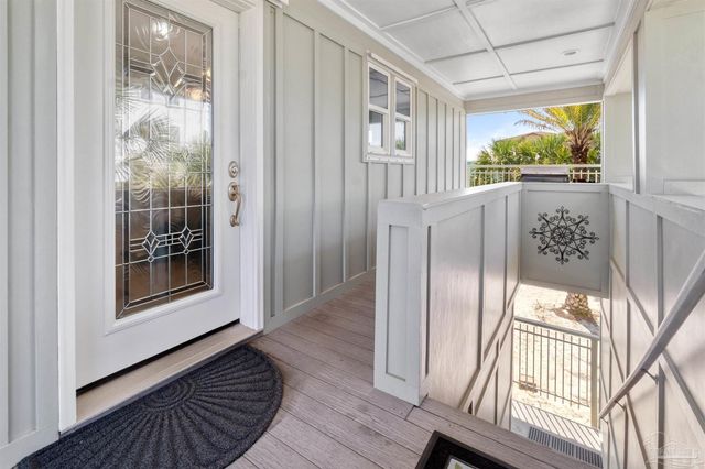 808 Via Deluna Dr, Pensacola Beach, FL 32561