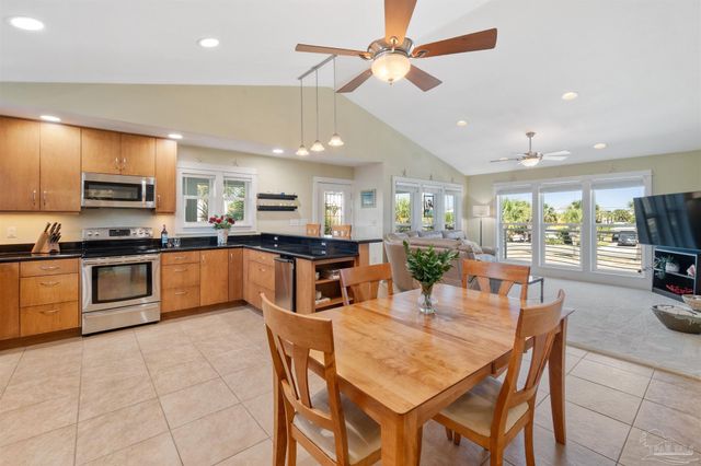 808 Via Deluna Dr, Pensacola Beach, FL 32561