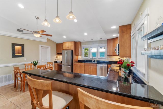 808 Via Deluna Dr, Pensacola Beach, FL 32561