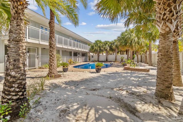 808 Via Deluna Dr, Pensacola Beach, FL 32561