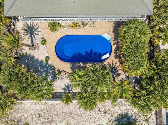 808 Via Deluna Dr, Pensacola Beach, FL 32561