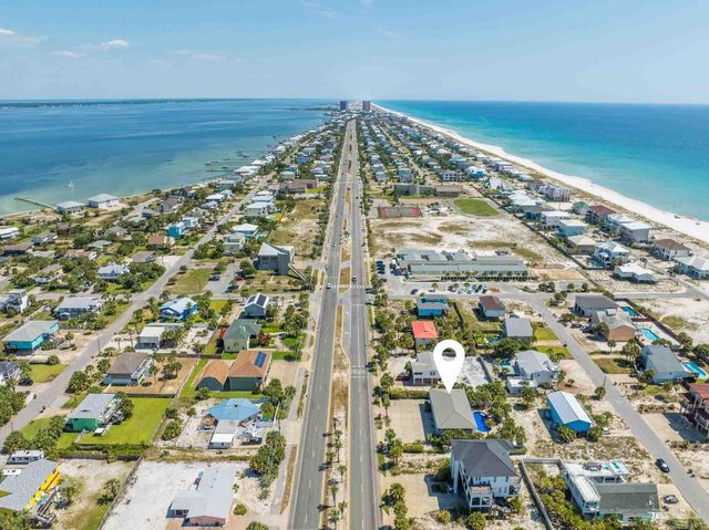 808 Via Deluna Dr, Pensacola Beach, FL 32561