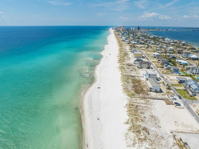 808 Via Deluna Dr, Pensacola Beach, FL 32561