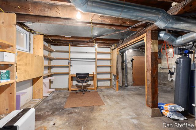 609 S Franklin Street, Greenville, MI 48838