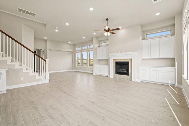 294 Peninsula Point Drive, Montgomery, TX 77356