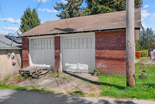 3732 Rockefeller Avenue, Everett, WA 98201