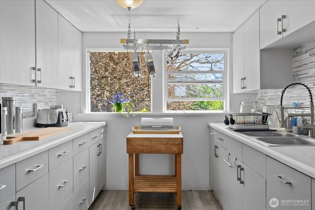 3732 Rockefeller Avenue, Everett, WA 98201