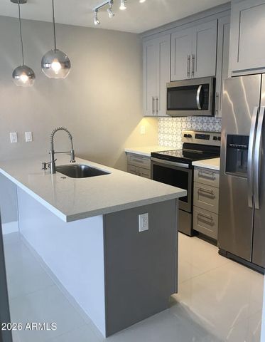 3338 N 67TH Street, Scottsdale, AZ 85251