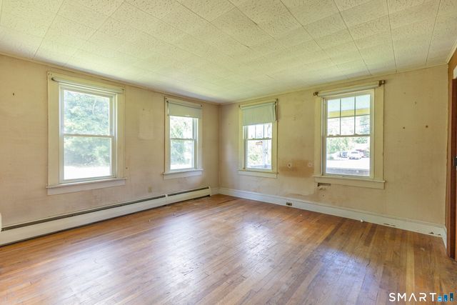 386 Parker Street, Manchester, CT 06042