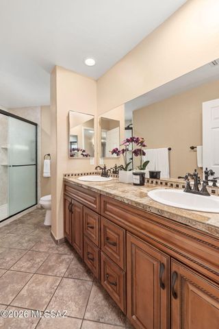 12801 N Kingair Drive, Oro Valley, AZ 85755