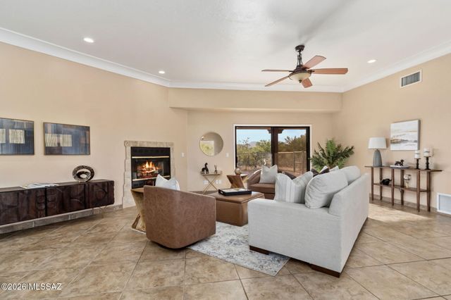 12801 N Kingair Drive, Oro Valley, AZ 85755