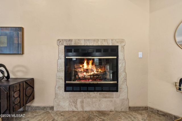 12801 N Kingair Drive, Oro Valley, AZ 85755