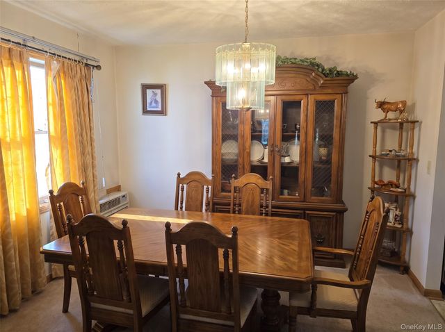 147 Miller Road, Hicksville, NY 11801